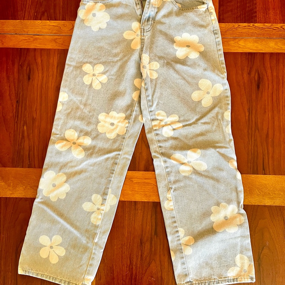 GoGo Floral Jeans Size 27